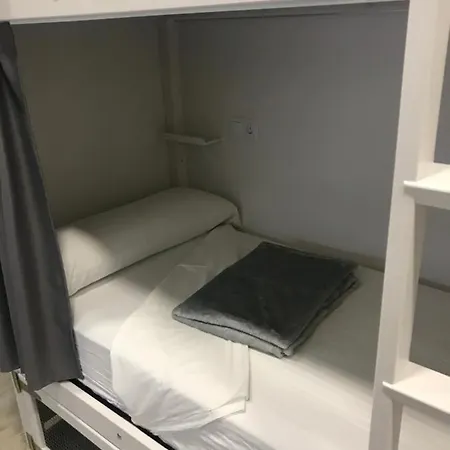 El Hostel&co Santander