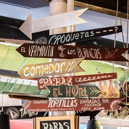 Hostel El & Co Santander