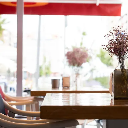 El & Co Hostel Santander